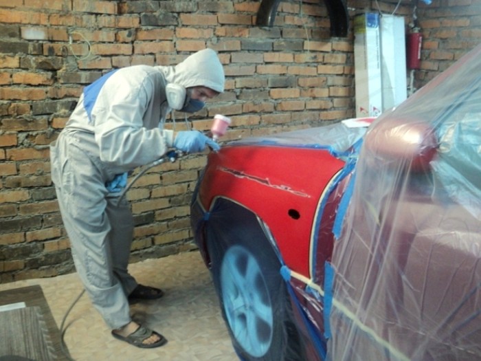 Покраска авто с помощью краскопульта