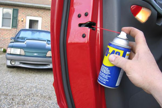 Аэрозоль WD-40 - незаменимая вещь!